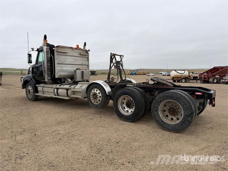Western Star 49X 8x4 Tri/A Day Cab Truck Tractor Ciągniki siodłowe