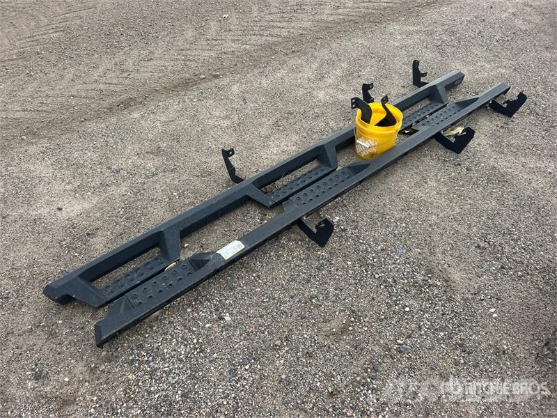 Westin HDX Running Boards 운송 장비 - 기타