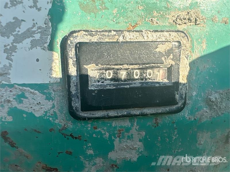 Whiteman HHN34TVDTCSL5 Ride-On Power Trowel Tasandajad