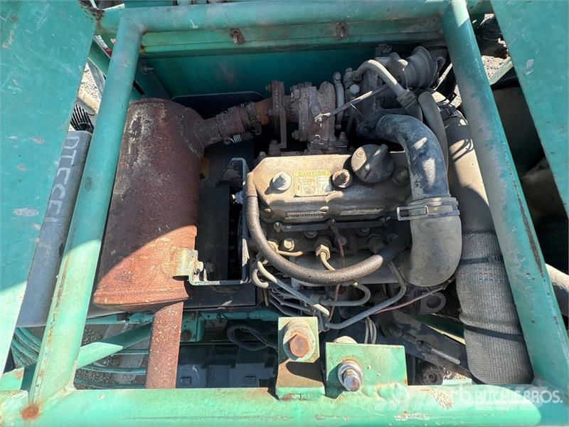 Whiteman HHN34TVDTCSL5 Ride-On Power Trowel Trowels