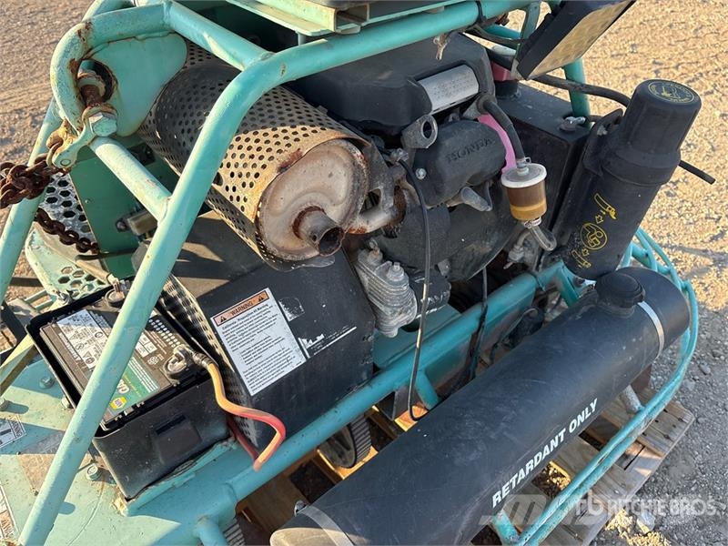 Whiteman JWN24HTCSL Ride-On Power Trowel Tasandajad