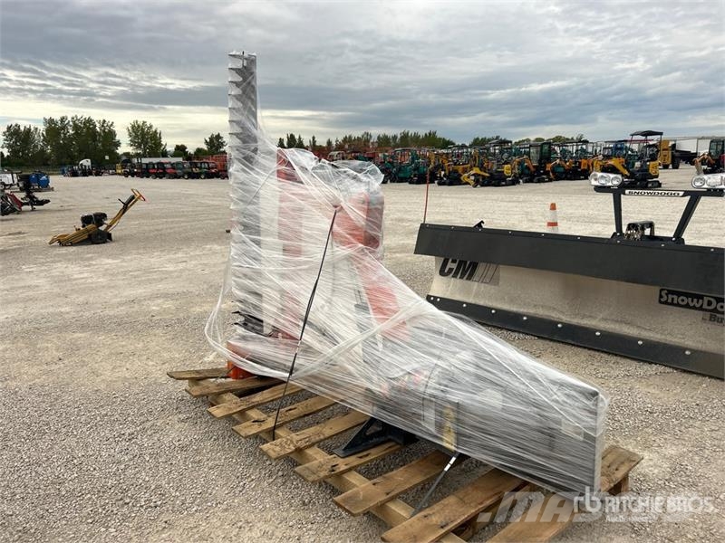 Wig XNGG0272 72 in 72 in Sickle Bar Skid Steer Mow 割草机