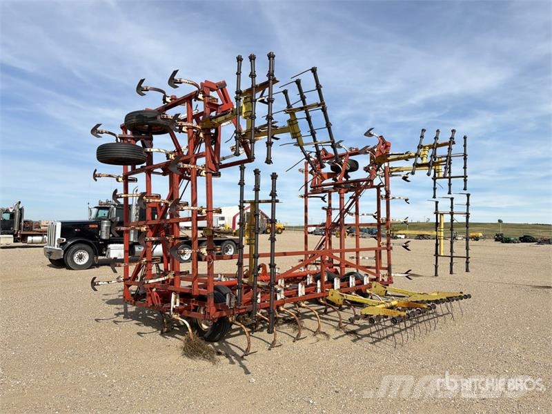 Wil-Rich 35 ft Cultivator Kültivatörler