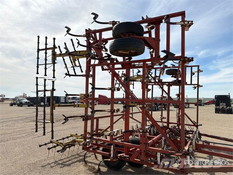 Wil-Rich 35 ft Cultivator Kültivatörler