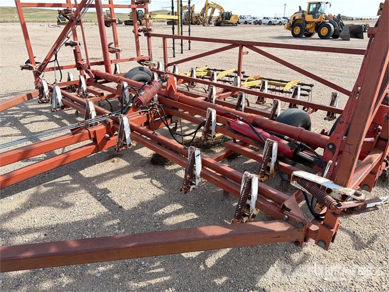 Wil-Rich 35 ft Cultivator Kültivatörler