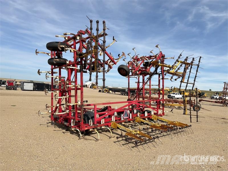 Wil-Rich 35 ft Cultivator Kültivatörler