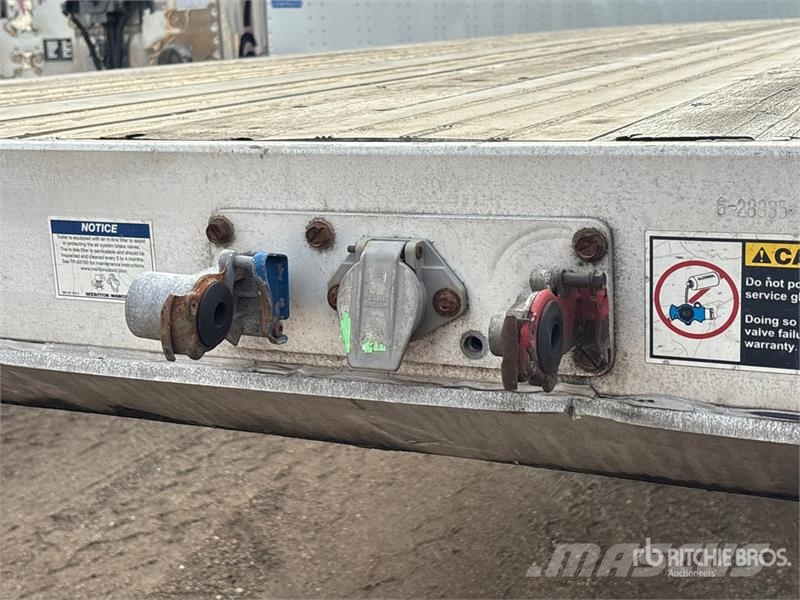 Wilson AF-1080 53 ft T/A Spread Axle Flatbed Trailer مقطوروات مسطحة/مفصلية الجوانب