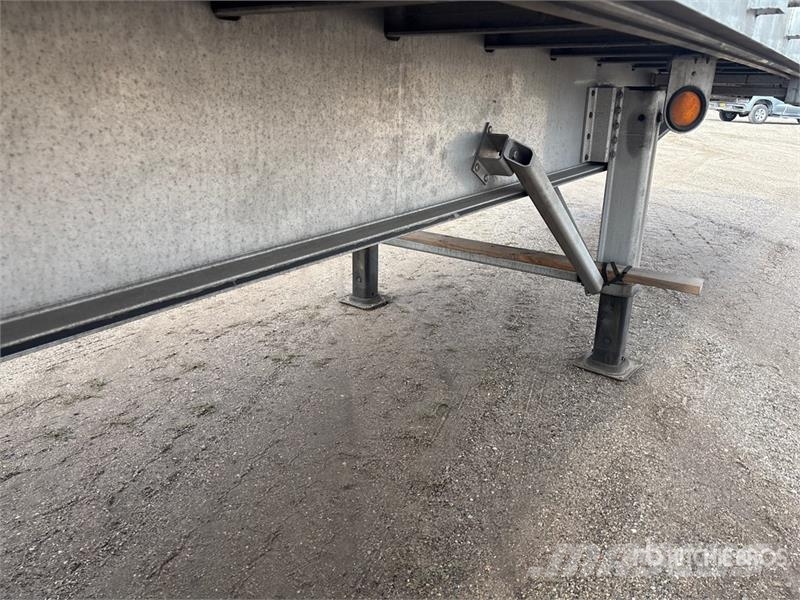 Wilson AF-1080 53 ft T/A Spread Axle Flatbed Trailer مقطوروات مسطحة/مفصلية الجوانب
