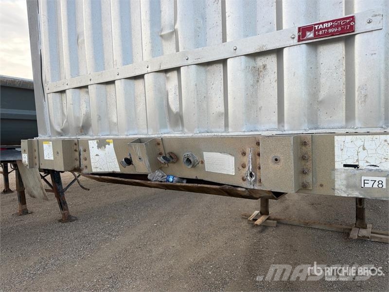 Wilson CF-900 48 ft T/A Spread Axle Flatbed Trailer مقطوروات مسطحة/مفصلية الجوانب