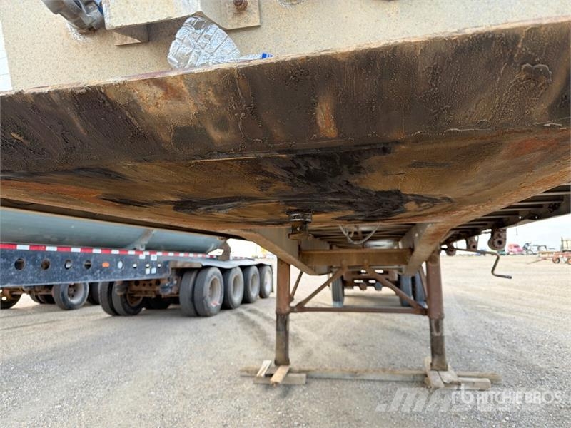 Wilson CF-900 48 ft T/A Spread Axle Flatbed Trailer مقطوروات مسطحة/مفصلية الجوانب