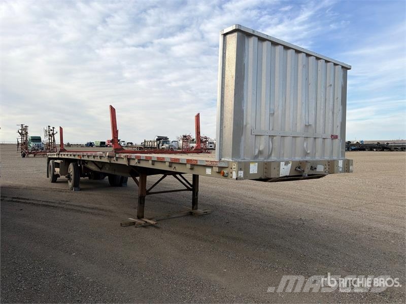 Wilson CF-900 48 ft T/A Spread Axle Flatbed Trailer مقطوروات مسطحة/مفصلية الجوانب