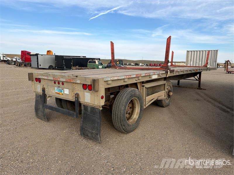 Wilson CF-900 48 ft T/A Spread Axle Flatbed Trailer مقطوروات مسطحة/مفصلية الجوانب
