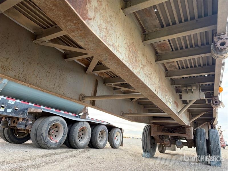 Wilson CF-900 48 ft T/A Spread Axle Flatbed Trailer مقطوروات مسطحة/مفصلية الجوانب