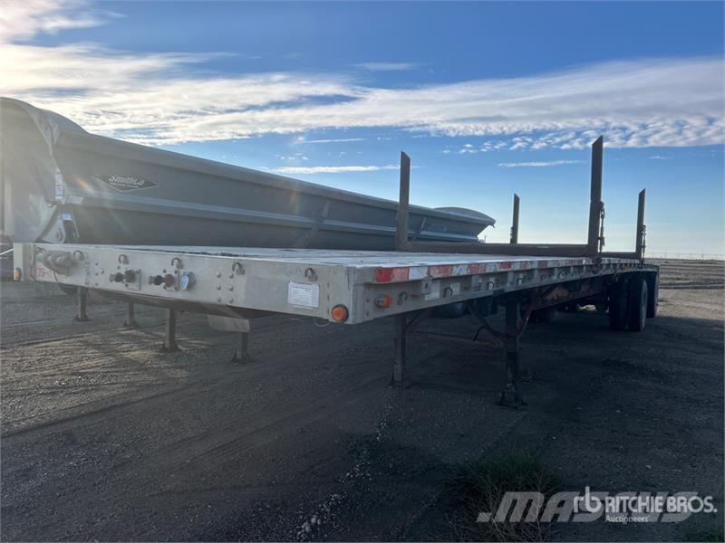 Wilson CF900 48 ft T/A Spread Axle Flatbed Trailer Platós / Ponyvás pótkocsik
