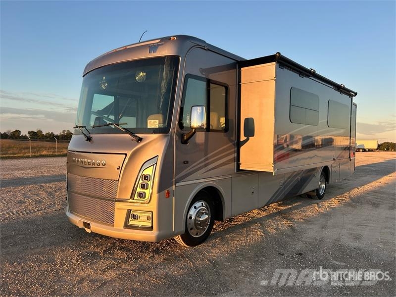 Winnebago Adventurer Motor Home Motorhomes and caravans