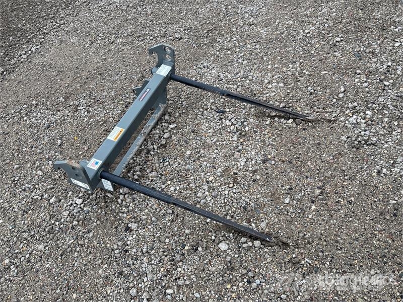 Worksaver GLB-3000 Bale Spear Other tractor accessories