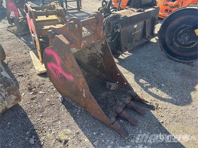  WR 24 in Excavator Bucket - Fits Hyundai 140LC-7 Žlice