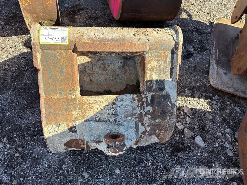 WR 24 in Excavator Bucket - Fits Hyundai 140LC-7 Łyżki do ładowarek