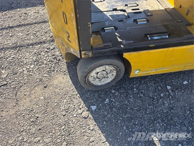 Yale ERC050VG 4600 lb Electric Forklift Elektromos targoncák