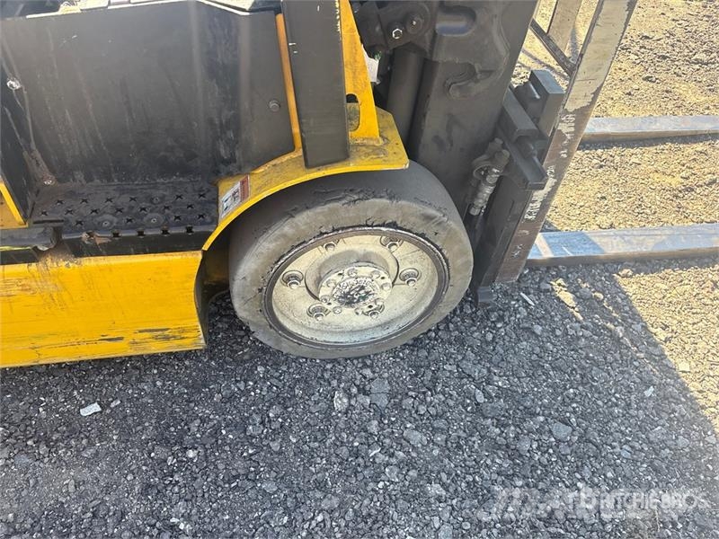 Yale ERC050VG 4600 lb Electric Forklift Elektromos targoncák