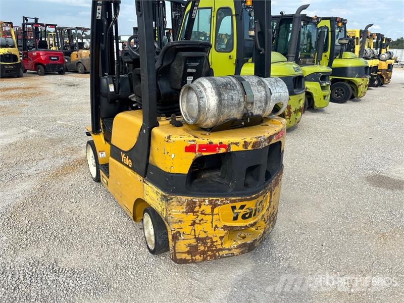 Yale GLC050LXNEAE087 4800 lb Cushion Tire Forklift Інше