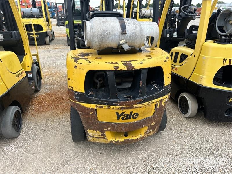 Yale GLP050MXNEAE086 5000 lb Pneumatic Tire Forklift Other