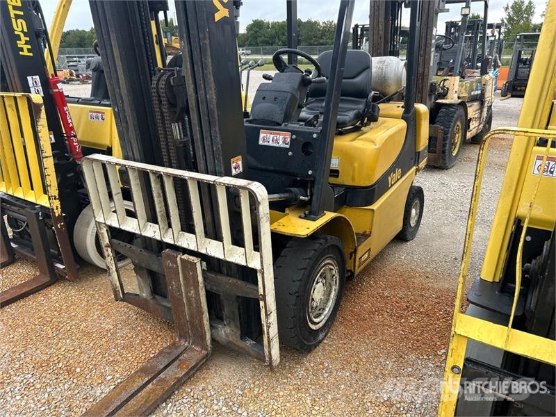 Yale GLP050MXNEAE086 5000 lb Pneumatic Tire Forklift Other