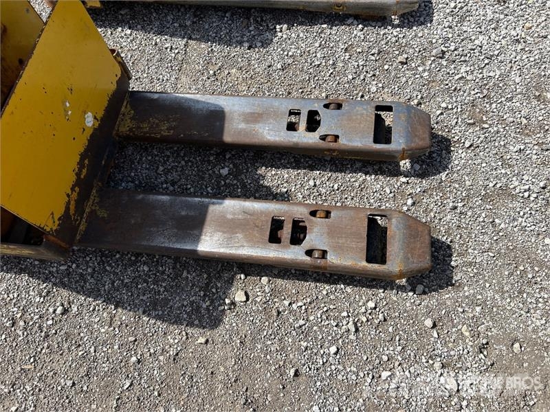Yale MPW065-E 6500 lb Electric Pallet Jack Rankiniai hidrauliniai vėžimėliai