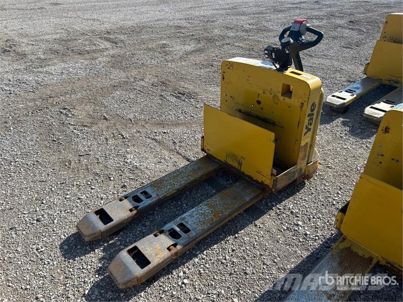 Yale MPW065SEN12T2748 6500 lb Electric Pallet Jack Rankiniai hidrauliniai vėžimėliai