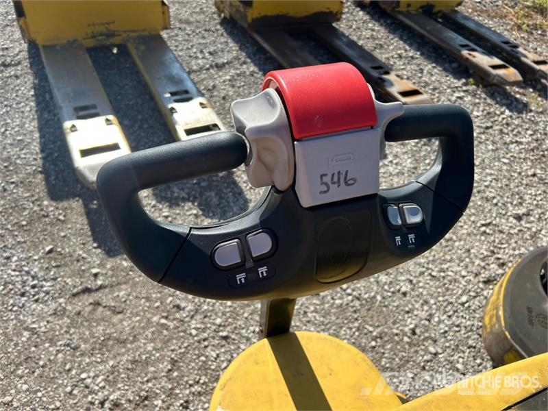 Yale MPW065SEN12T2748 6500 lb Electric Pallet Jack Rankiniai hidrauliniai vėžimėliai