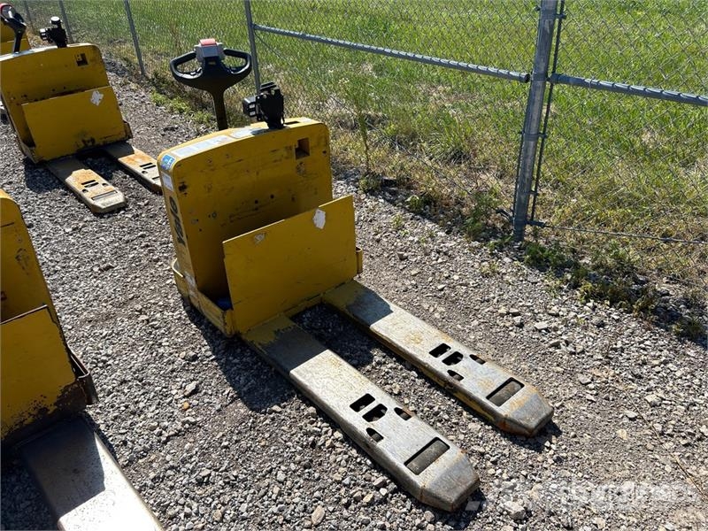 Yale MPW065SEN12T2748 6500 lb Electric Pallet Jack Rankiniai hidrauliniai vėžimėliai