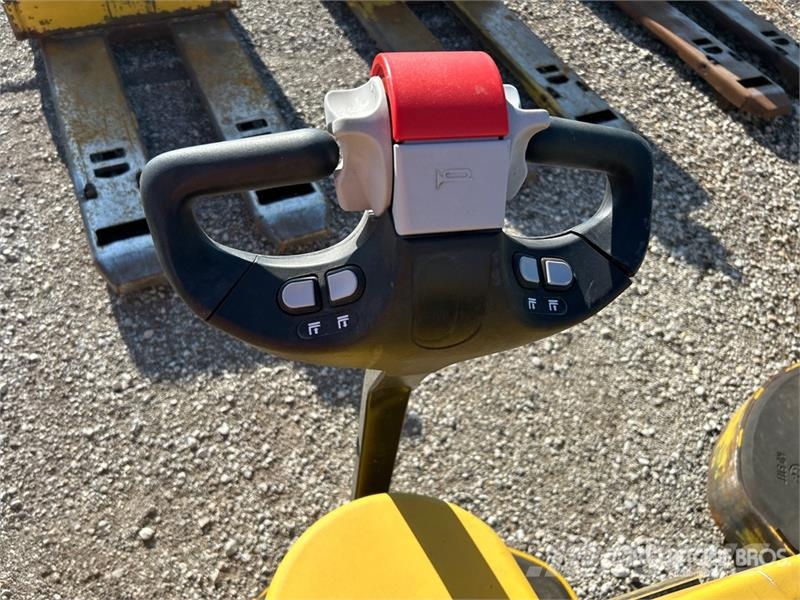 Yale MPW065SEN12T2748 Electric Pallet Jack Rankiniai hidrauliniai vėžimėliai