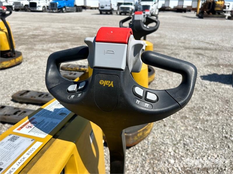Yale MPW065SEN12T2748 6500 lb Electric Pallet Jack Rankiniai hidrauliniai vėžimėliai