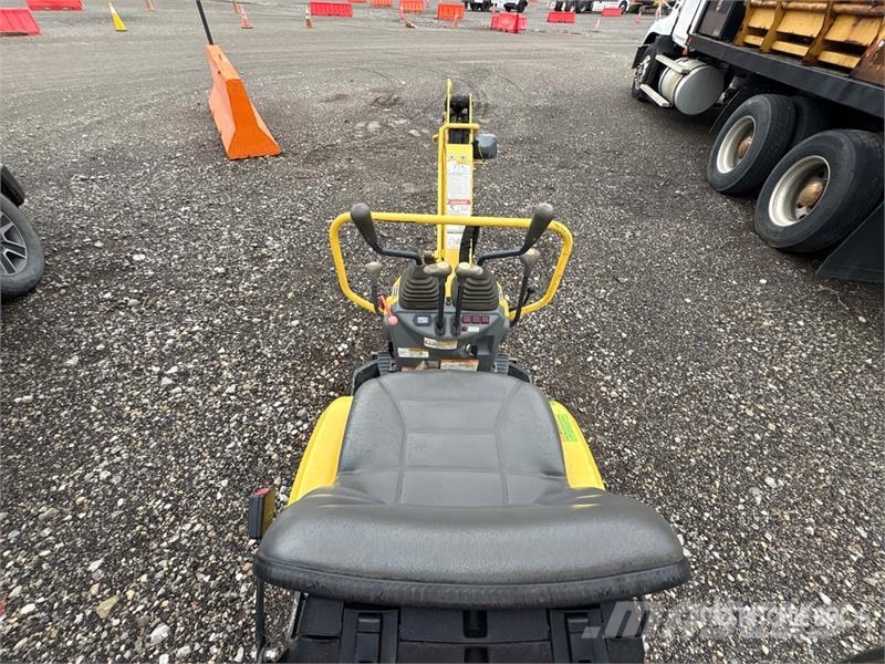 Yanmar SV08-1B Mini Excavator Miniescavatori