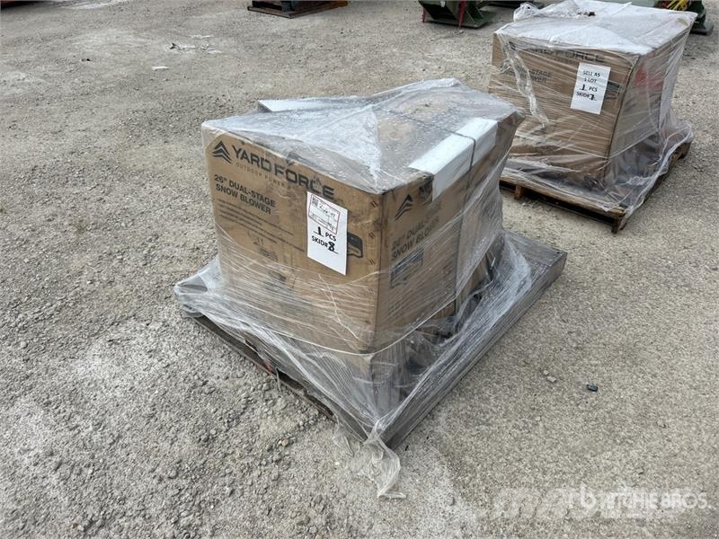 Yardforce 2 ft 2 in 1 Way Snow Blower Schneefräse