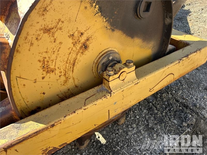  Youngs Welding Pull Behind Compactor Bogserande Vibratorvältar