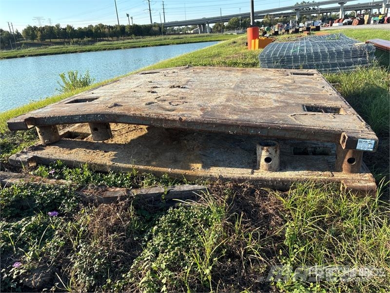  10 ft x  ft (4 in Wall) Trench Shield Rezervni delovi i oprema za bušenje