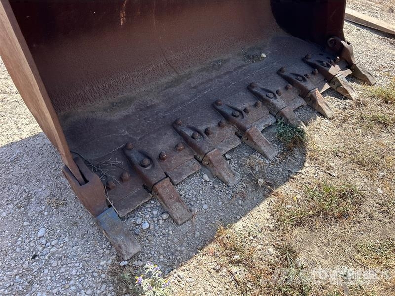 102 in General Purpose Crawler Loader Bucket - Fit Baldes
