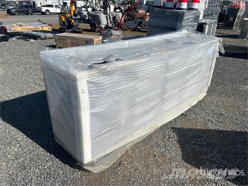  10FT-15D-2 10 ft 15-Drawer Workbench (Unused) Otros componentes
