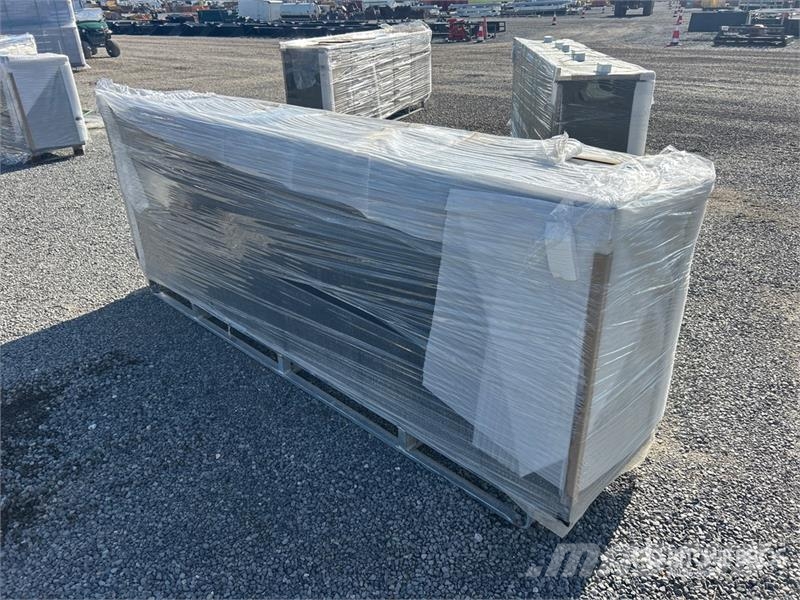  10FT-15D-2 10 ft 15-Drawer Workbench (Unused) Otros componentes