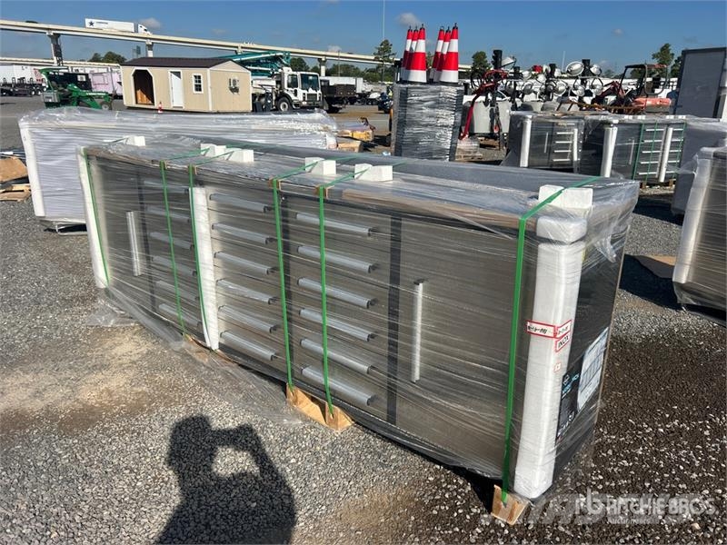  10FT-18D-2B 10 ft 18-Drawer Workbench (Unused) Otros componentes