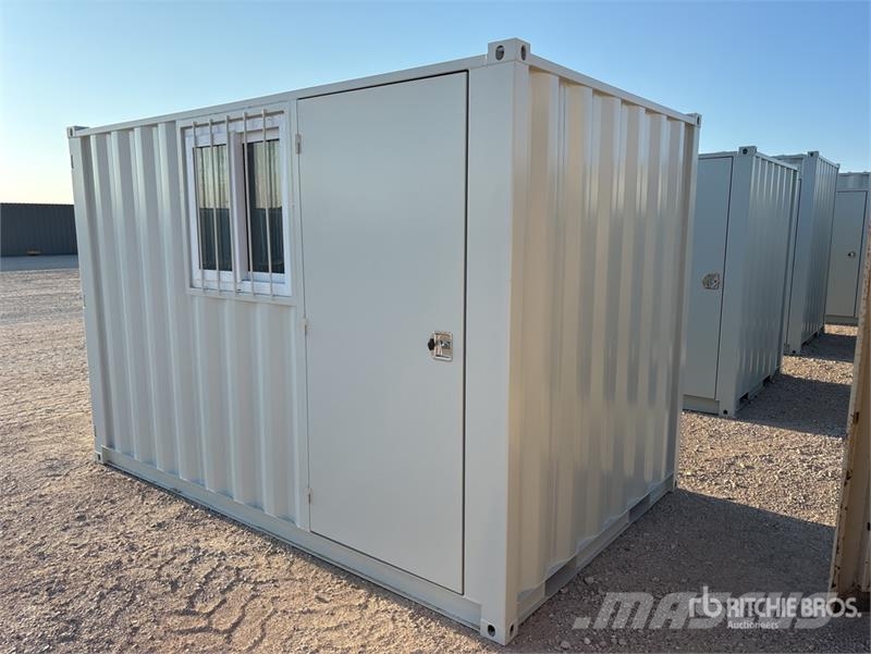 11 ft Storage Container Varastokontit