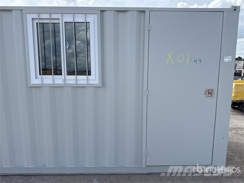 11 ft Storage Container Raktárkonténerek