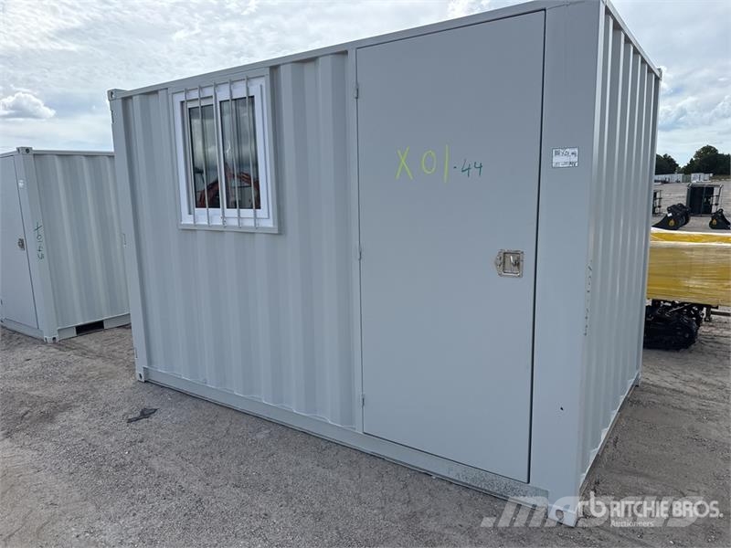 11 ft Storage Container Raktárkonténerek