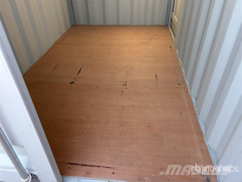 11 ft Storage Container Varastokontit