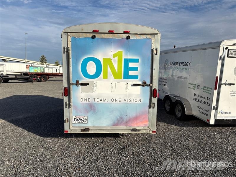 12 ft S/A Enclosed Trailer Reboques baú