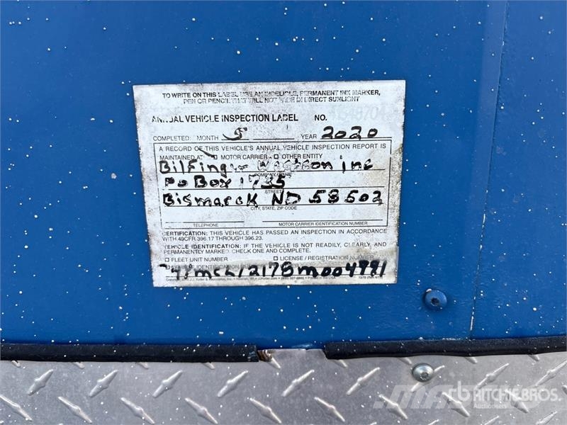 12 ft S/A Enclosed Trailer Reboques baú