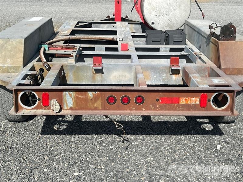 12 ft T/A Utility Trailer Citas piekabes
