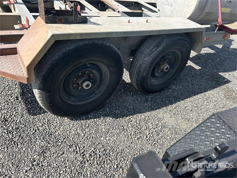 12 ft T/A Utility Trailer Citas piekabes