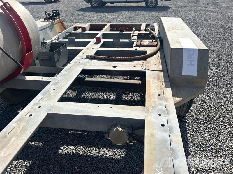 12 ft T/A Utility Trailer Citas piekabes